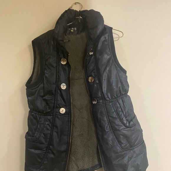 Puffer vest - Picture 3 of 3